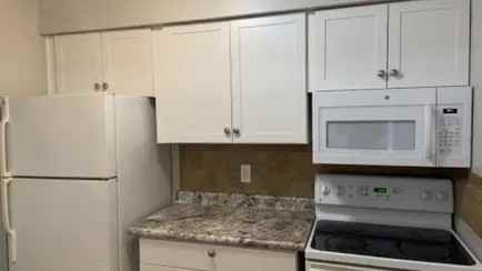 24182 Ashford Ln #34 - Photo 3 of 9