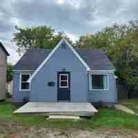 featured image of 610 N Lincoln Dr