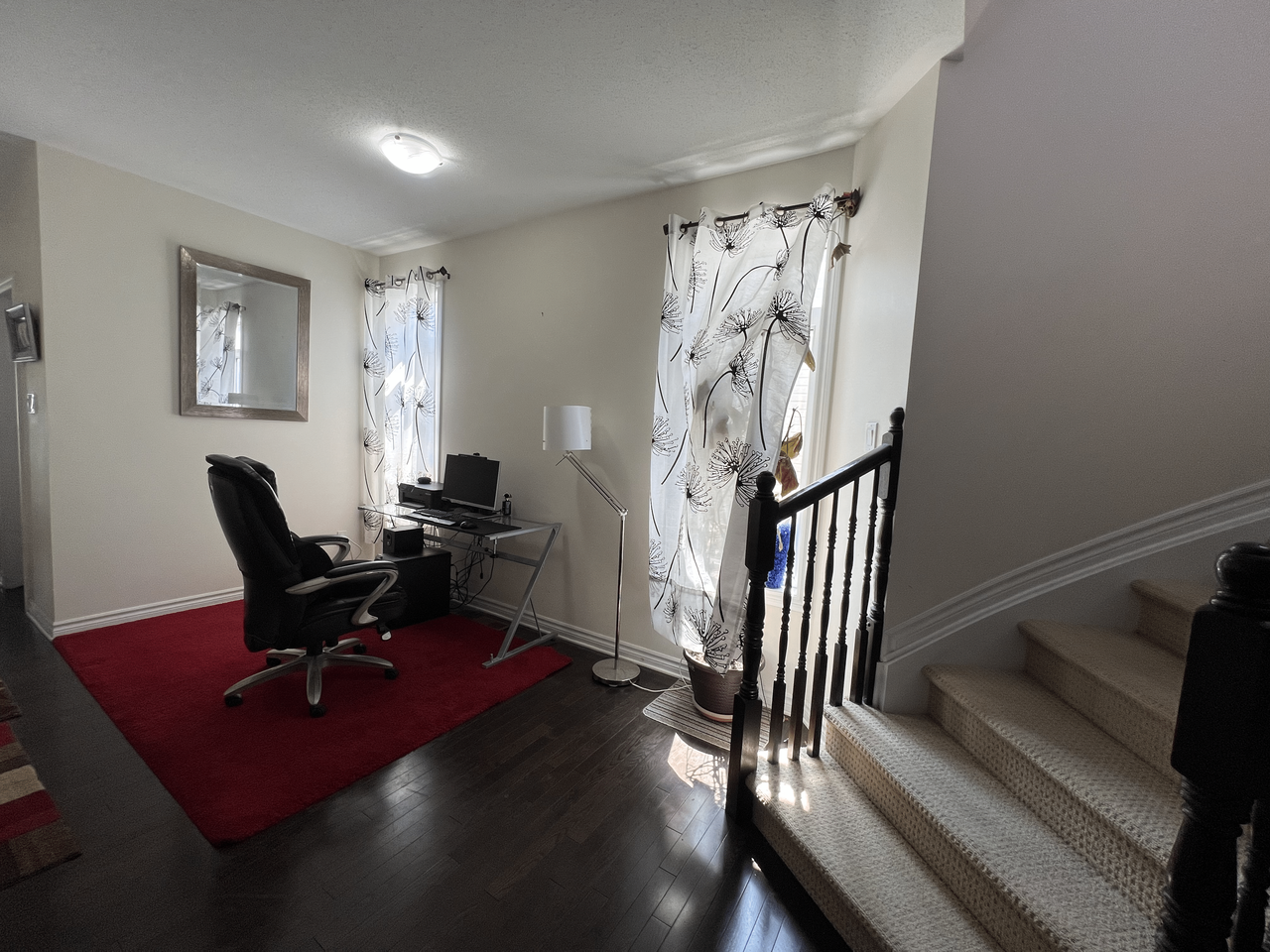 Master bedroom for rent - Photo 5 of 13