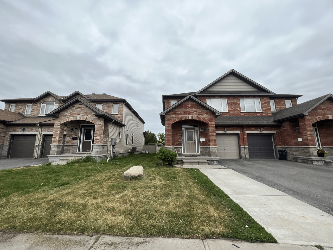 Master bedroom for rent - Photo 2 of 13