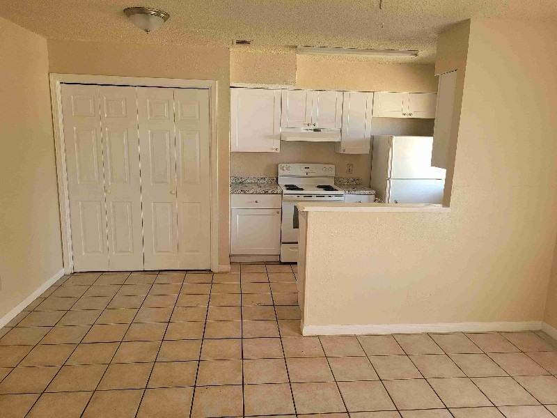 508 Lenora Dr #A - Photo 2 of 8