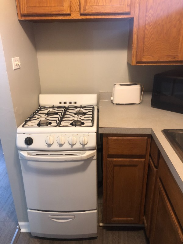 100 Vana Dr - Photo 3 of 12