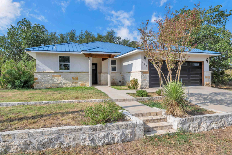 109 W Castleshoals Dr - Photo 3 of 29