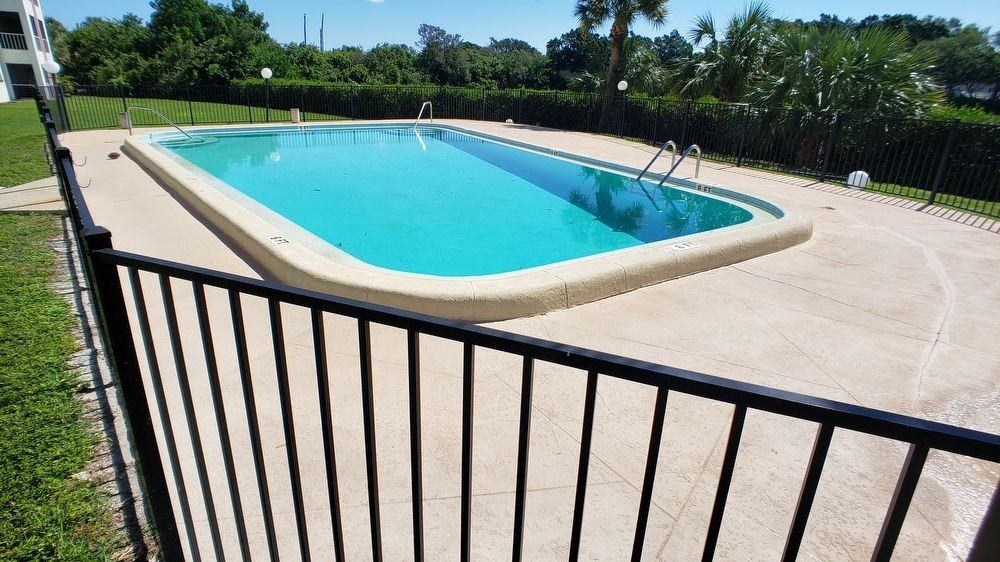 1860 Massachusetts Ave NE 103, Saint Petersburg, FL 33703 2 Bedroom