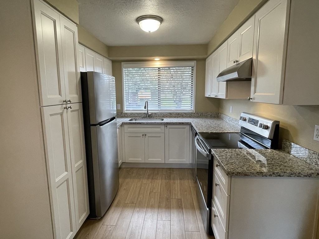 Timberview Estates Apartments 6723 Shepherd Ct N, Keizer, OR 97303