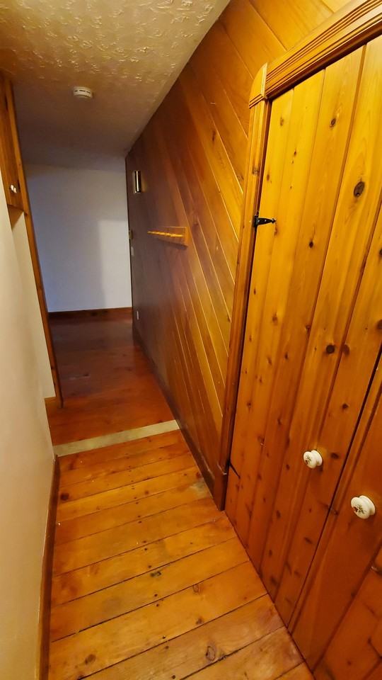 22 Poyntz St #1 - Photo 2 of 19