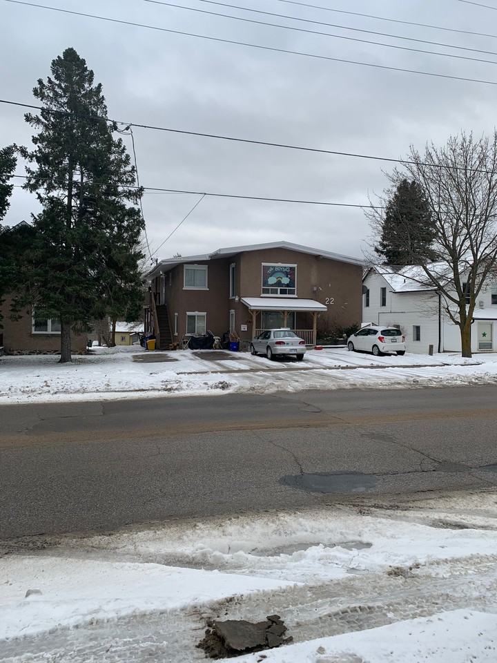 2 Poyntz St #2 - Photo 3 of 4