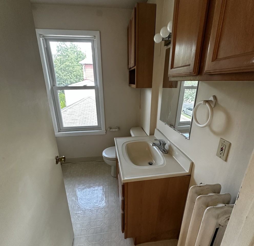 415 Main St 2nd Fl - Photo 3 of 13