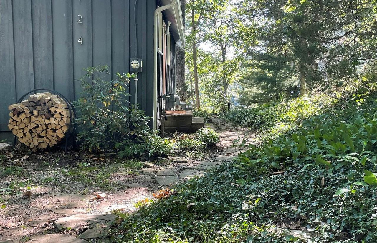 124 Holly Brook Ct - Photo 3 of 43