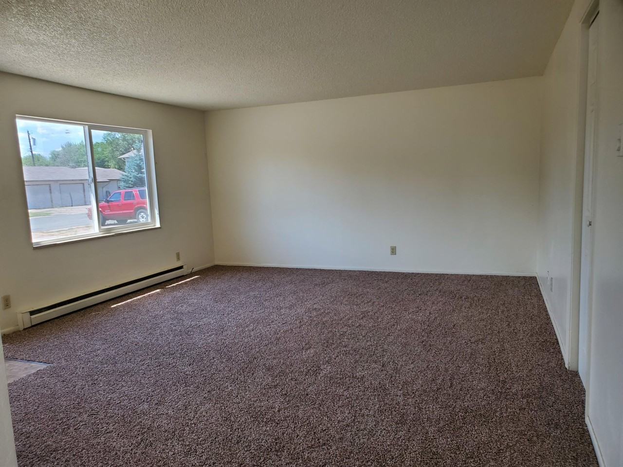 914 Cortez Ct #914 - Photo 3 of 12