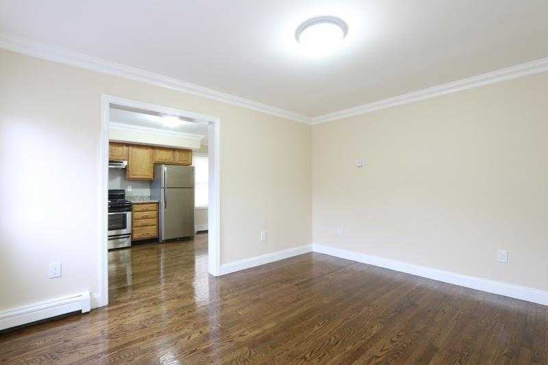 Guild St - Photo 4 of 14