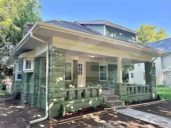 2920 Park Ave - Photo 2 of 10