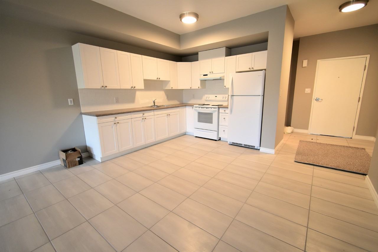 64 Centre St, Essa, ON L0M 1B0, CAN 2 unit Rentals Zumper