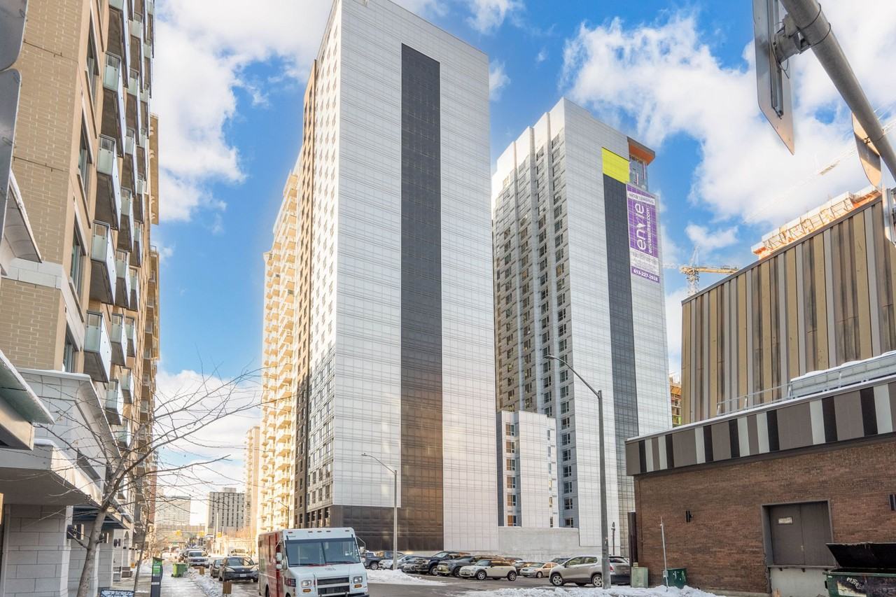 Envie Rideau AllInclusive Apartments 256 Rideau St, Ottawa, ON K1N
