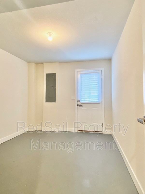 129 Spring Grove Way - Photo 2 of 20