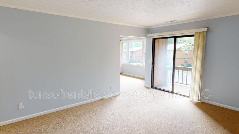 1767 Haywood Manor Rd Apt D - Photo 6 of 21