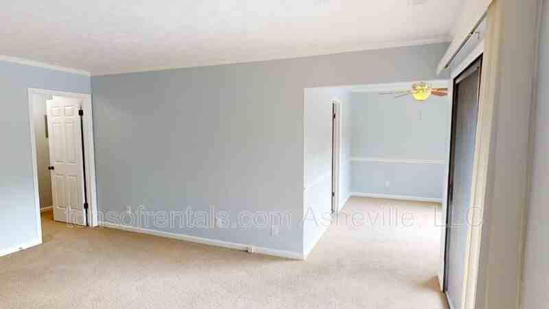 1767 Haywood Manor Rd Apt D - Photo 7 of 21