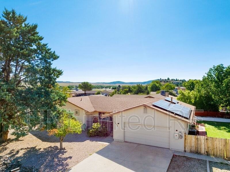 1215 N Prescott Country Club Blvd - Photo 3 of 37