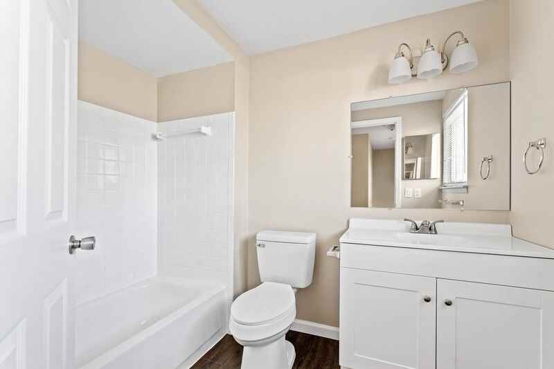 1044 Montie Rd - Photo 3 of 7