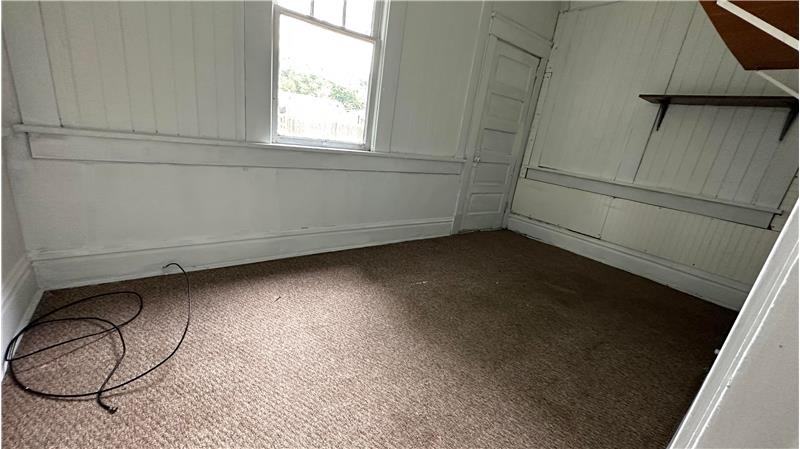 509 S 4th St - Photo 5 of 8