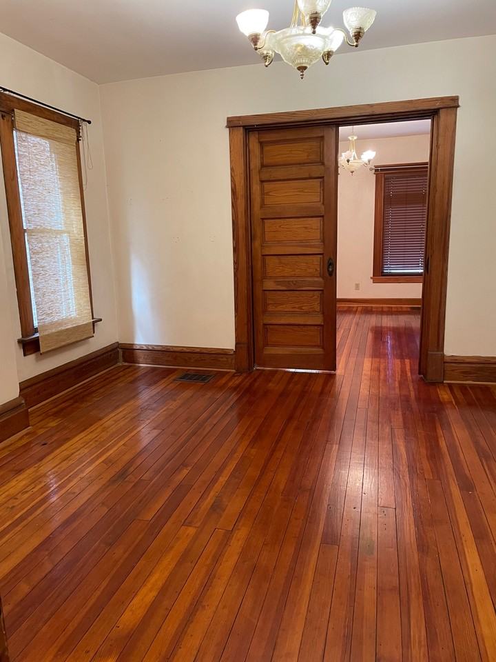 131 W 1st Ave #2 - Photo 3 of 18