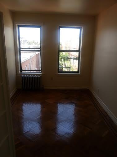 5603 80th St N #6 - Photo 3 of 10