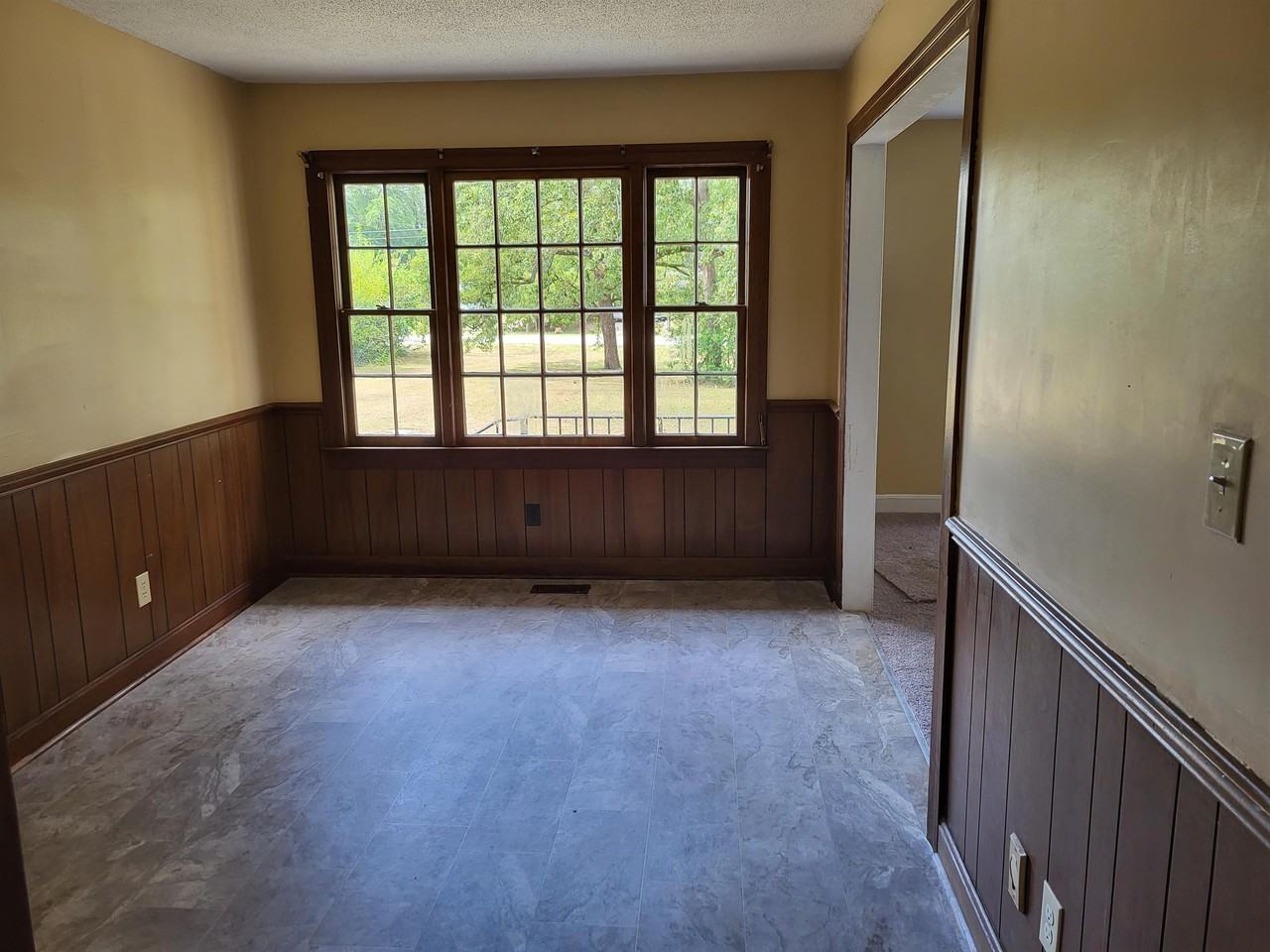 3321 Oak Hill Dr #1 - Photo 7 of 23