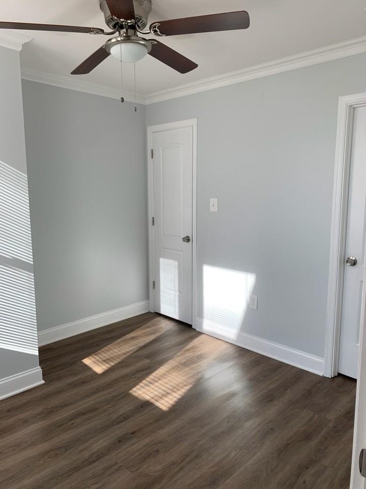 4626 Reisterstown Rd - 6 W/Private Bath Available $850 - Photo 4 of 13