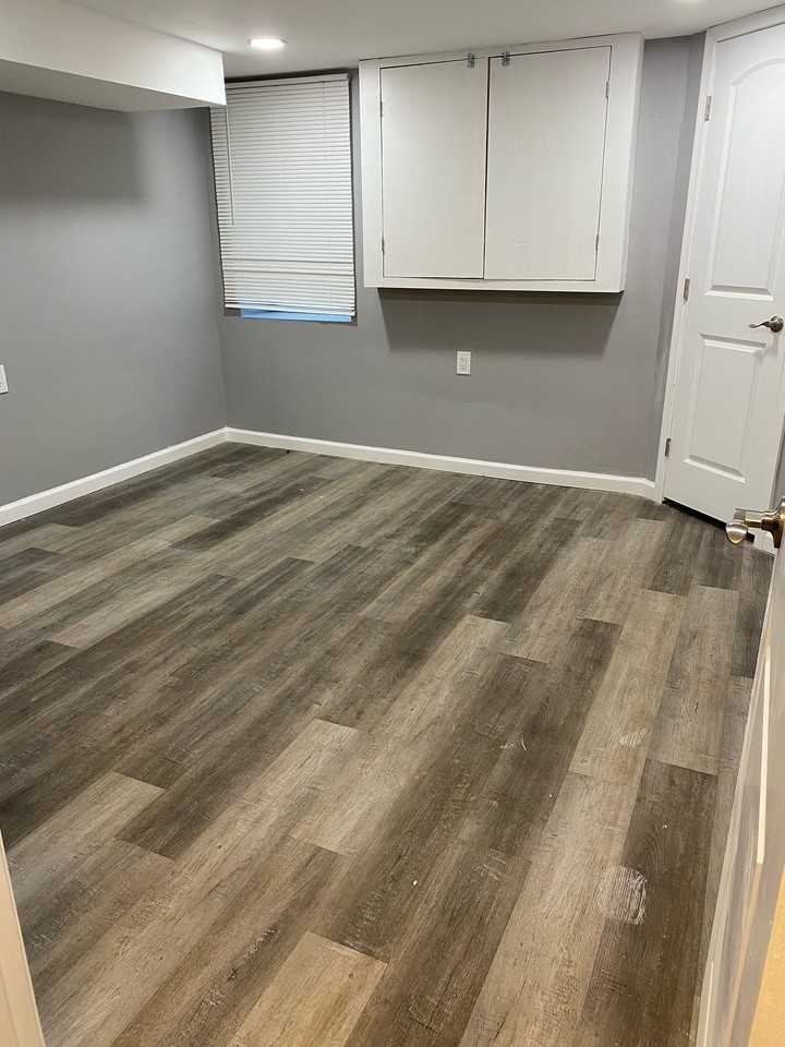 6 South Franklintown Road - 1C private bath Available $750 - Photo 3 of 12