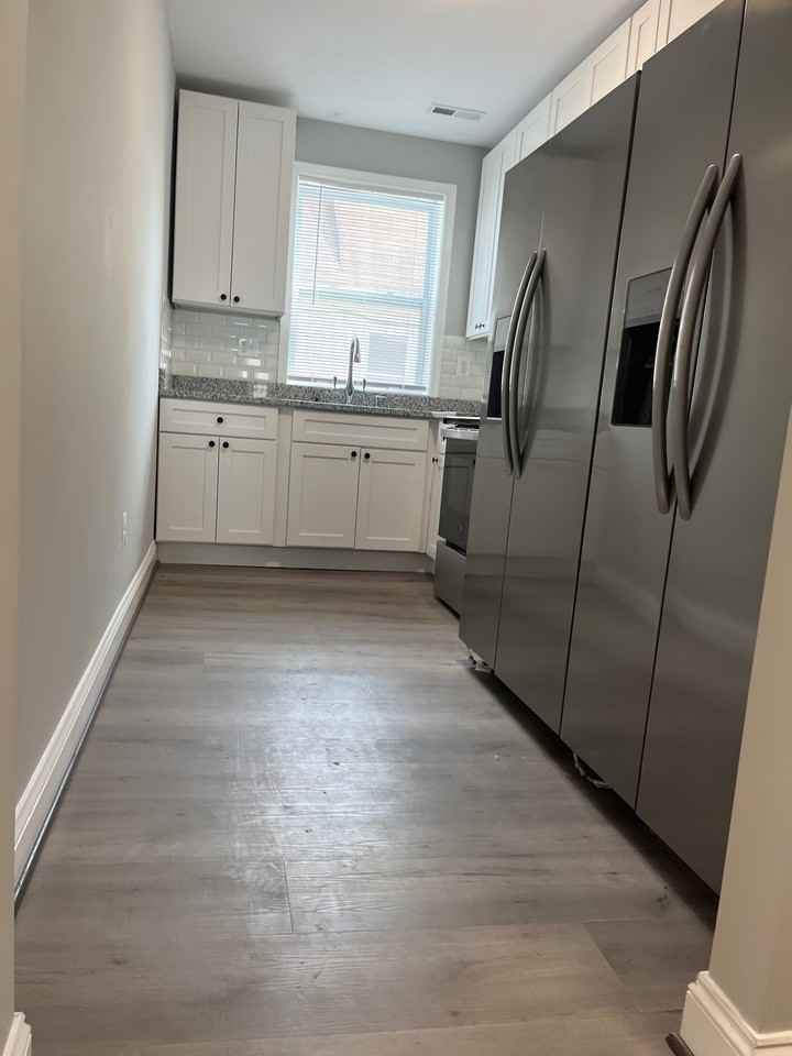 4108 Groveland Avenue - Photo 4 of 13