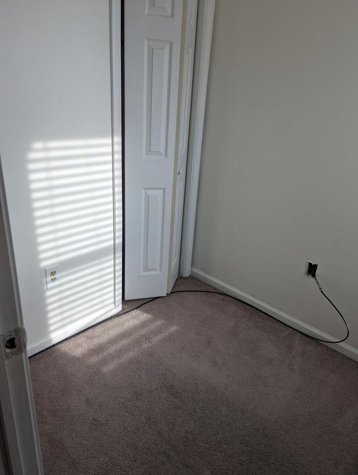 1124 N Walnut St #1 - Photo 6 of 9