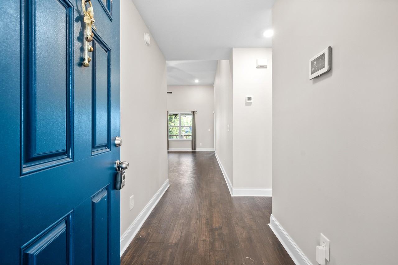 1163 Eagles Nest Ln #1 - Photo 3 of 26