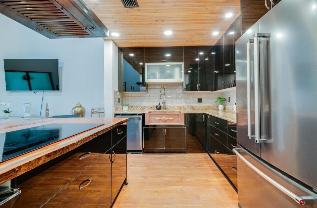 15080 Riverbend Blvd - Photo 6 of 25