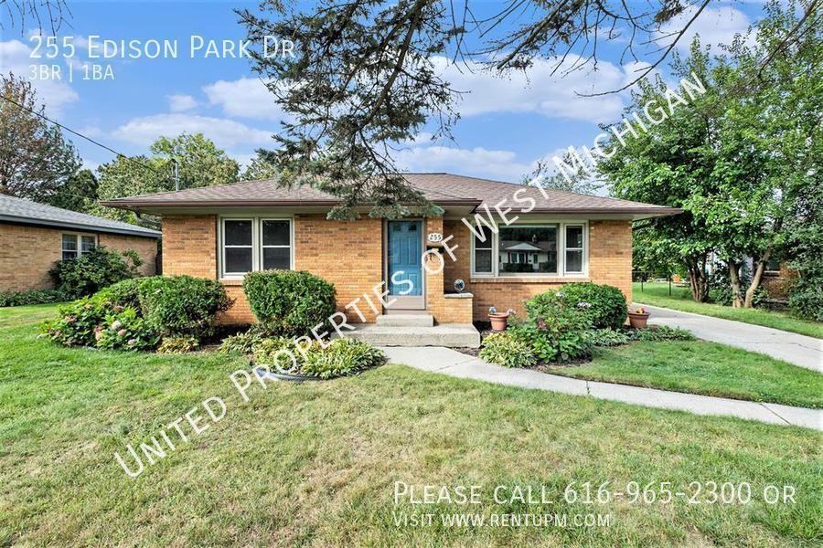 255 Edison Park Ave Nw - Photo 2 of 17