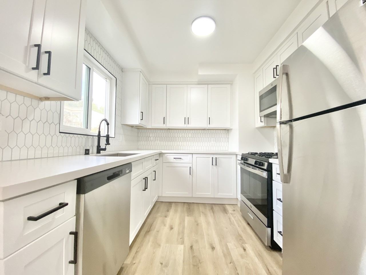 904 N Sierra Bonita Ave #6A - Photo 2 of 15