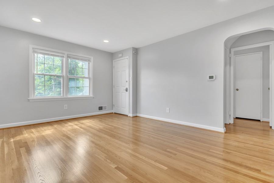 2601 N Pershing Dr #1 - Photo 3 of 34