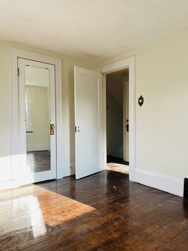 543 Otterbein Ave - Photo 7 of 19