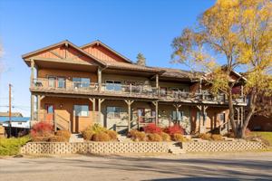 featured image of 669 Commerce St