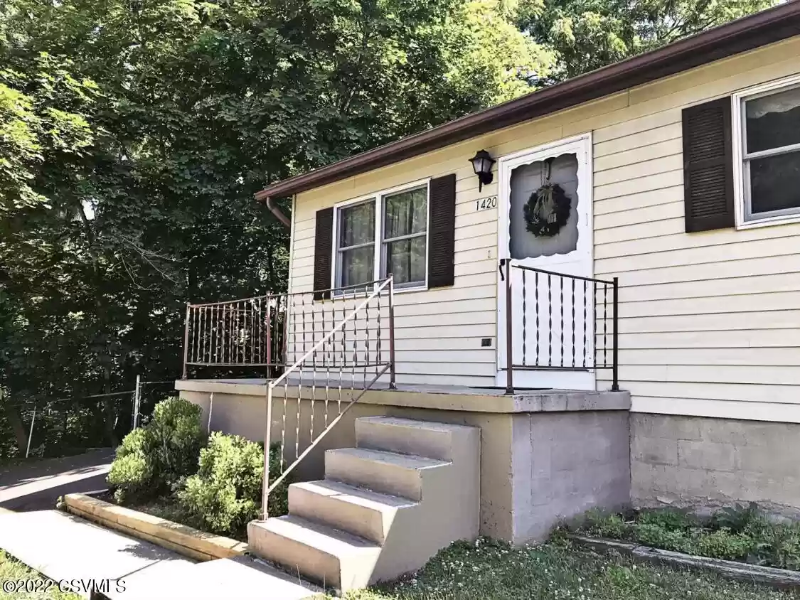 1420 Upper Mulberry St - Photo 3 of 34