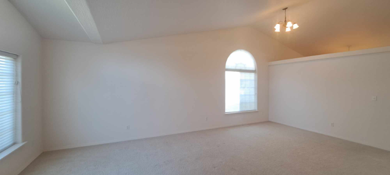 1806 Julie Ln - Photo 2 of 16