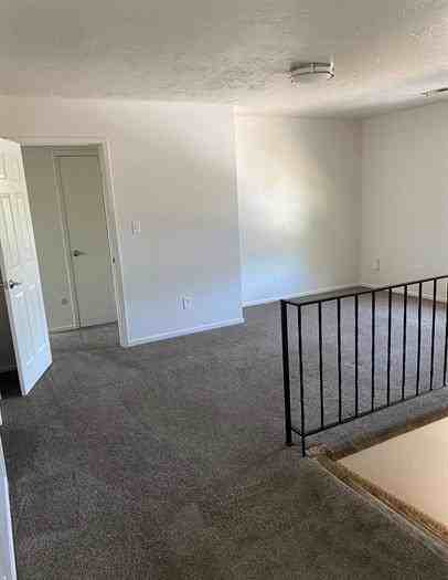 672 N 1050 W - EPM - Photo 3 of 10