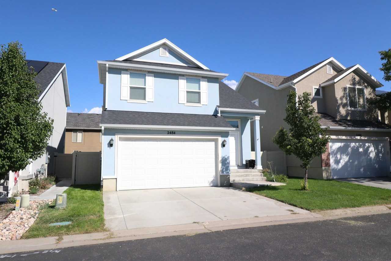 2484 S Laurel St #1 - Photo 4 of 50