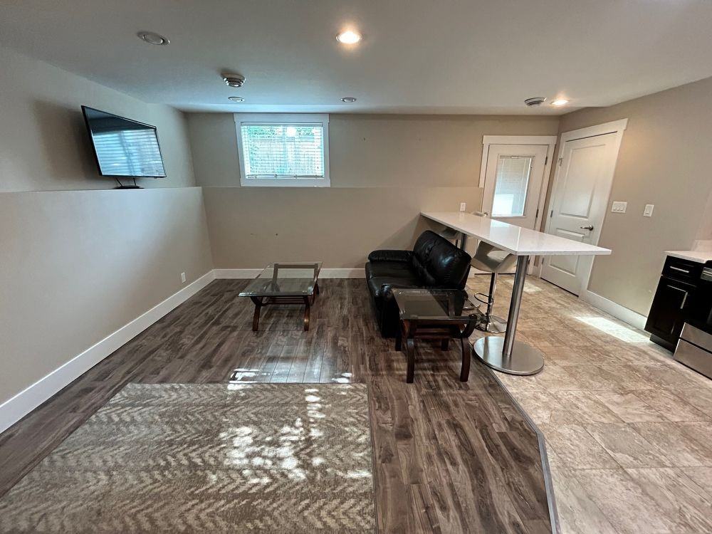 121B Boisvert Pl - Photo 2 of 10