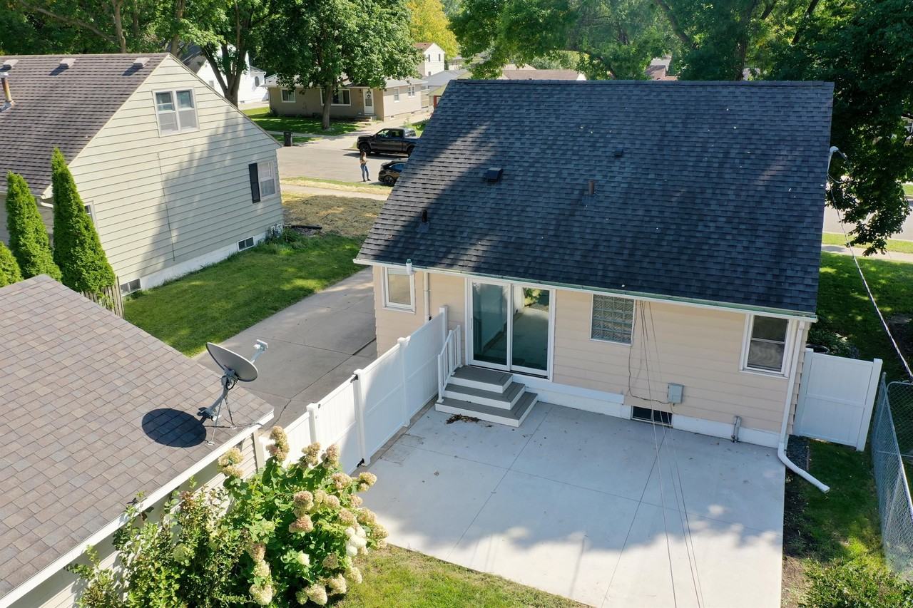 1863 17 1/2 St Nw #1 - Photo 2 of 17