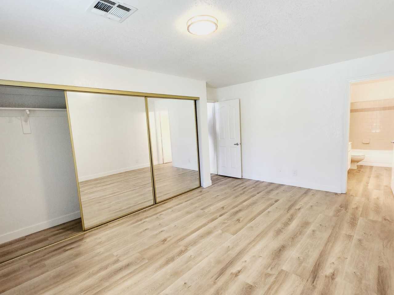 2617 S Durango Dr #1 - Photo 3 of 26
