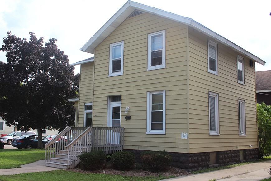201 W Broadway St #DOWN - Photo 2 of 15