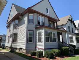 featured image of 207 W Broadway St #UP