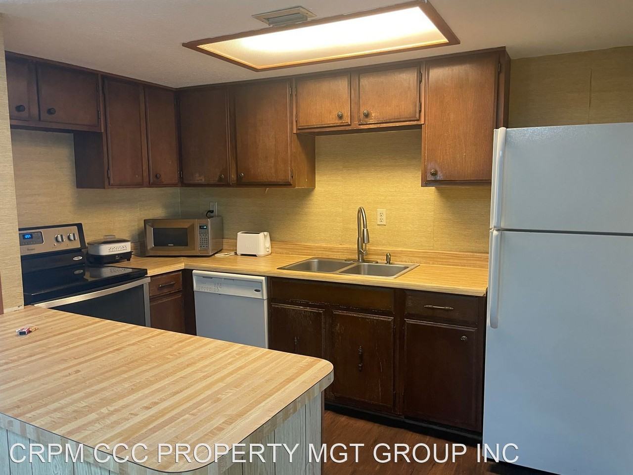 5817 S Lagoon Dr - Photo 2 of 14