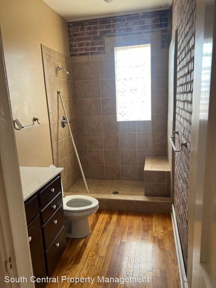 110 & 112 E. Public Square - Photo 3 of 13