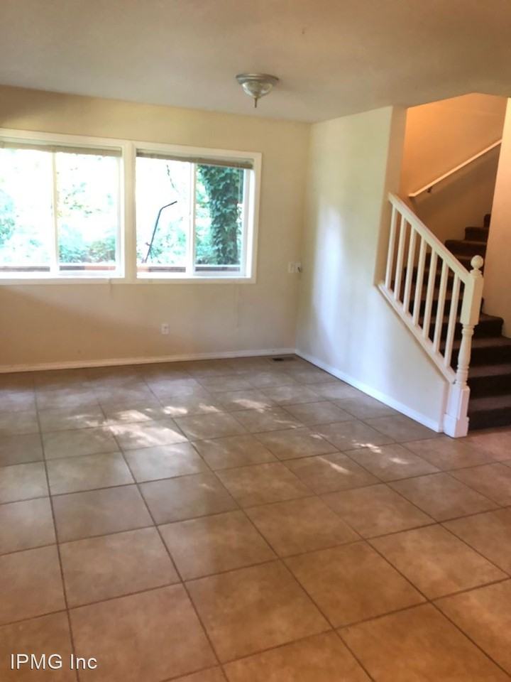 88940 Ross Ln - Photo 3 of 11